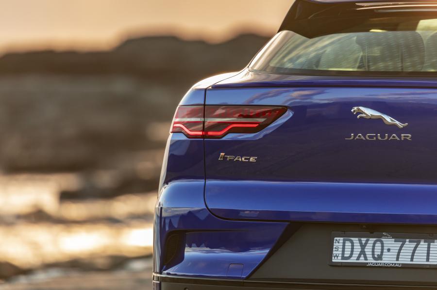 Детали экстерьера Jaguar I-Pace EV400 AWD SE 2018 года  (AU) (фото 28 из 40)